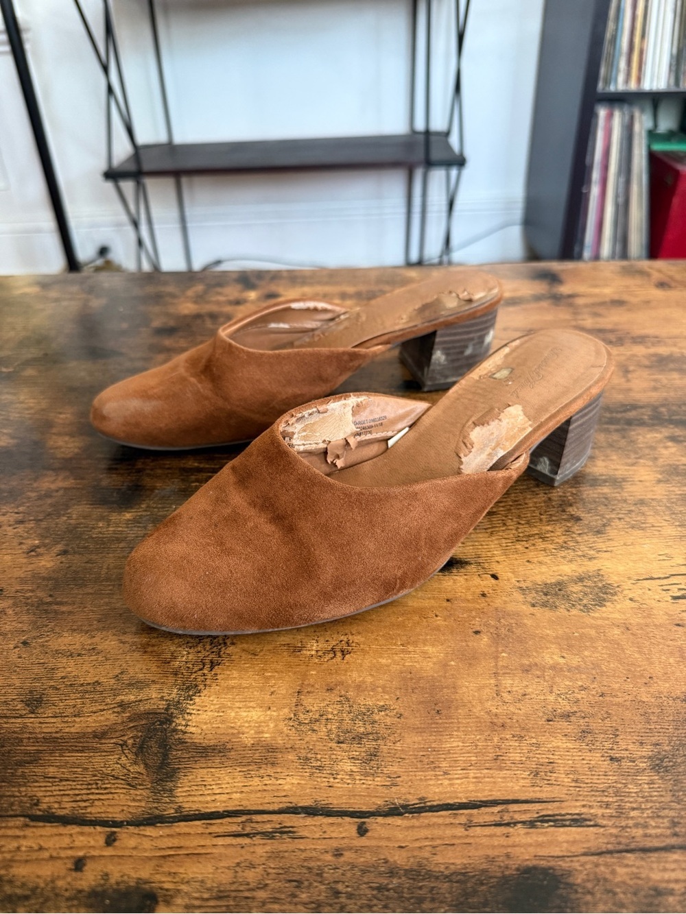 Universal Threads Brown Suede Slip-On Block Heel Mules size 8